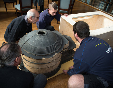 Verhuis kurkmaquette Pantheon naar het UZ Gent