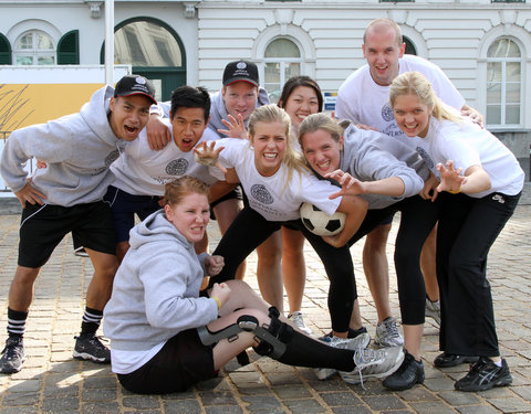 Interuniversitaire sportwedstrijden n.a.v. de opening van nieuwe studentenhomes aan de Kantienberg