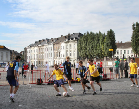 Interuniversitaire sportwedstrijden n.a.v. de opening van nieuwe studentenhomes aan de Kantienberg-8891