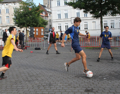 Interuniversitaire sportwedstrijden n.a.v. de opening van nieuwe studentenhomes aan de Kantienberg-8892