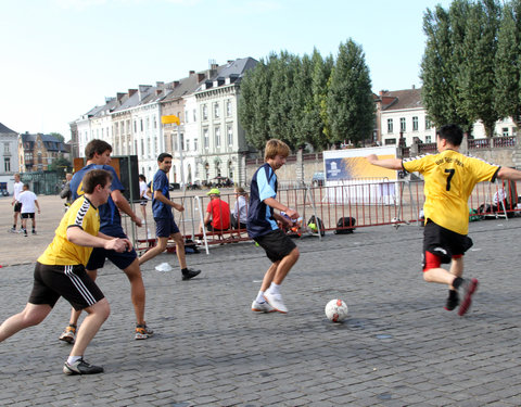 Interuniversitaire sportwedstrijden n.a.v. de opening van nieuwe studentenhomes aan de Kantienberg-8893