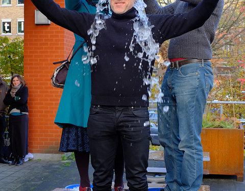 Ice Bucket Challenge in FPPW ten voordele van ALS Liga