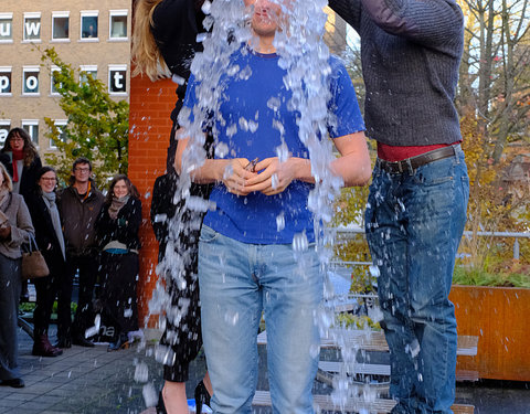 Ice Bucket Challenge in FPPW ten voordele van ALS Liga