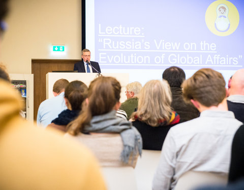 Lezing door Russische ambassadeur 