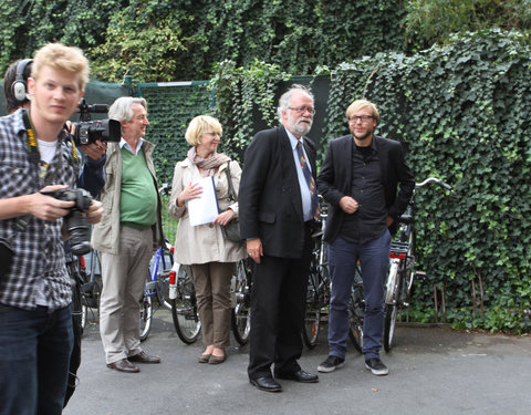 Persconferentie en dankreceptie van Urgent.fm en Rec Radiocentrum-9216