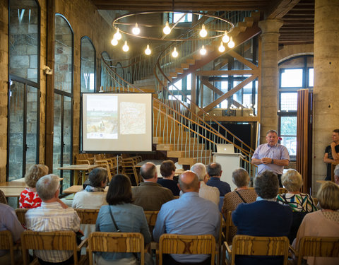 Alumni nocturne: tentoonstelling 'Sporen van Oorlog' in Flanders Fields Museum (Ieper)