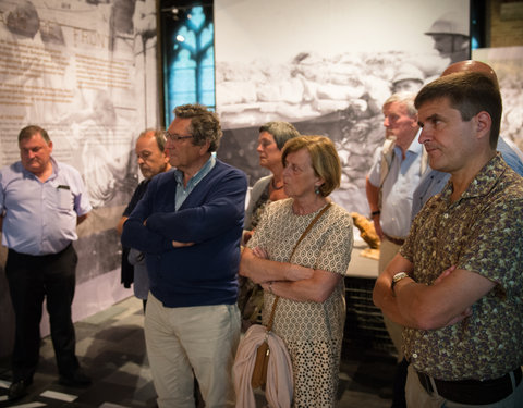 Alumni nocturne: tentoonstelling 'Sporen van Oorlog' in Flanders Fields Museum (Ieper)