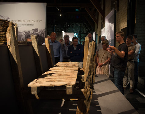 Alumni nocturne: tentoonstelling 'Sporen van Oorlog' in Flanders Fields Museum (Ieper)