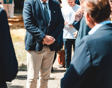 Opening Dierendispensarium in aanwezigheid van Prins Laurent