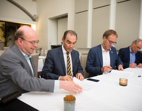 Ondertekening samenwerkingsovereenkomst University of the Western Cape (Zuid-Afrika)