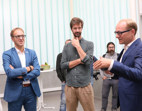 Voorstelling virtual reality applicatie die gevaarherkenning meet bij jonge fietsers