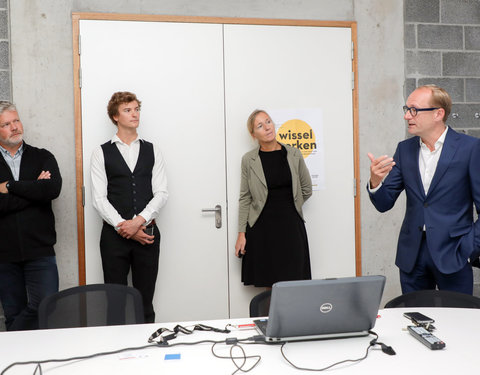 Voorstelling virtual reality applicatie die gevaarherkenning meet bij jonge fietsers