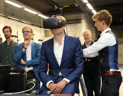 Voorstelling virtual reality applicatie die gevaarherkenning meet bij jonge fietsers