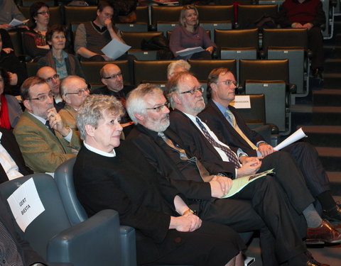 Inaugurale les van de Interuniversitaire Buitenlandse Francqui Leerstoel 2010-2011-9665