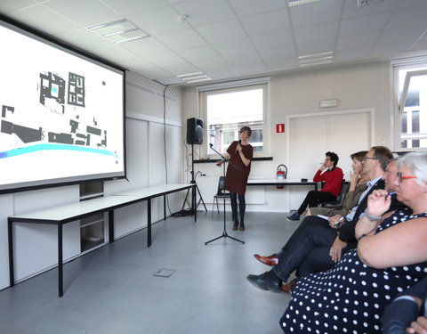 Symbolische eerstesteenlegging uitbreiding studentenrestaurant De Brug 