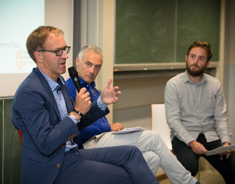 Lancering 'From PhD to SME', een exclusief eenjarig (leiderschaps)programma voor (post)doctorale onderzoekers