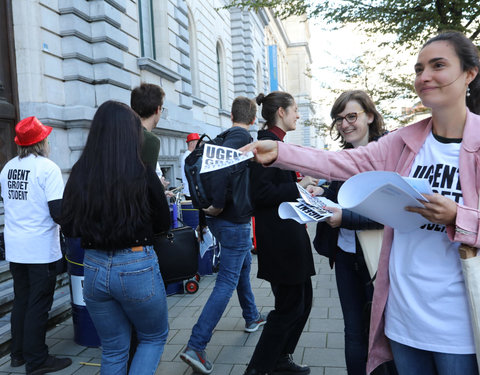 Opening academiejaar: drumband verwelkomt studenten