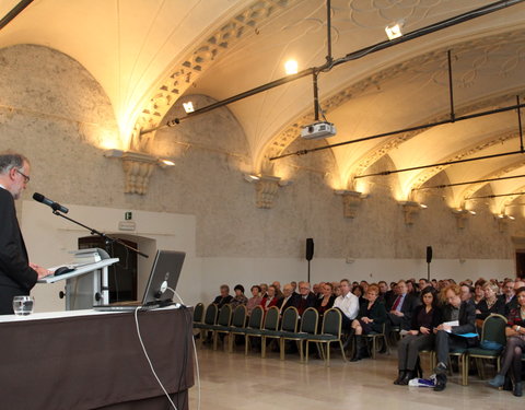 Lezing met nieuwjaarsreceptie 2011 alumni UGent-9800