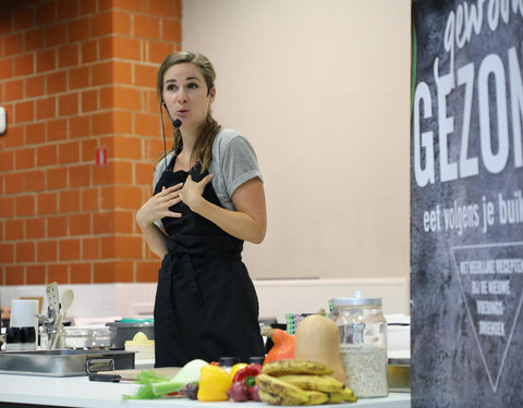 UGent groet student met kookdemo