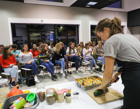 UGent groet student met kookdemo