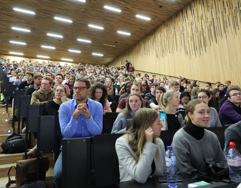 Partijvoorzitters op openingscollege Politicologie