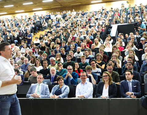 Partijvoorzitters op openingscollege Politicologie