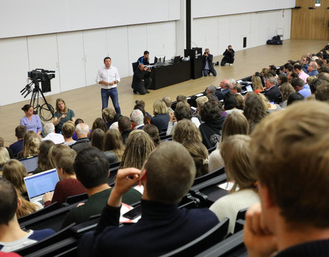 Partijvoorzitters op openingscollege Politicologie