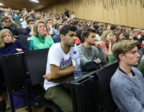 Partijvoorzitters op openingscollege Politicologie