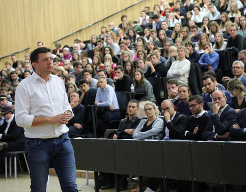 Partijvoorzitters op openingscollege Politicologie