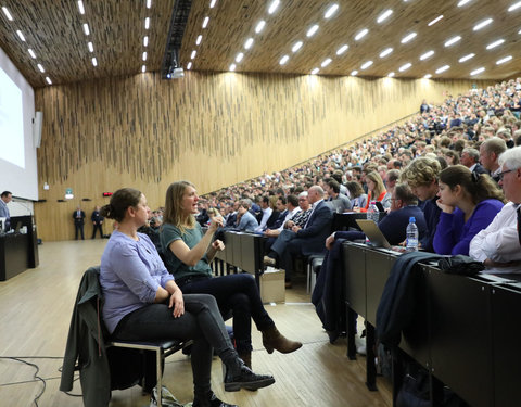 Partijvoorzitters op openingscollege Politicologie