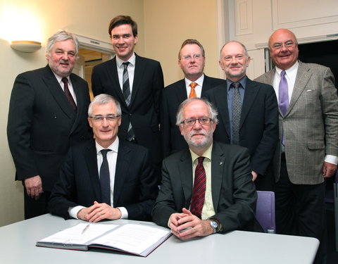 Ondertekening meerjarige subsidieovereenkomst voor restauratie Boekentoren-9892