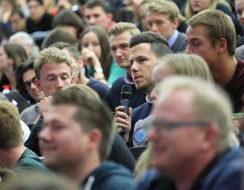 Partijvoorzitters op openingscollege Politicologie