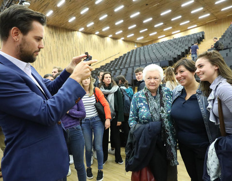 Partijvoorzitters op openingscollege Politicologie