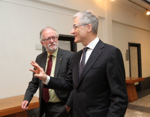 Ondertekening meerjarige subsidieovereenkomst voor restauratie Boekentoren-9902